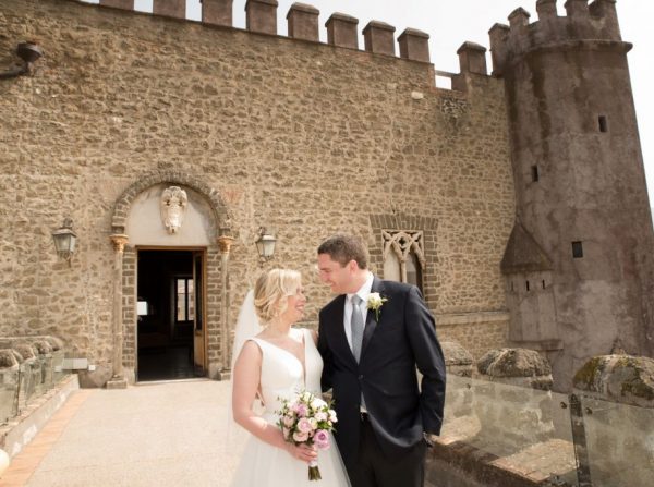 Castle wedding photo shoot Tivoli, bride and groom with castle's backdrop